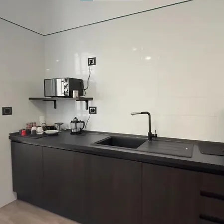 Modern Near Piazza Di Spagna Apartament